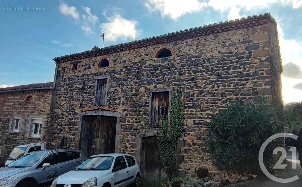 Maison à SALZUIT
