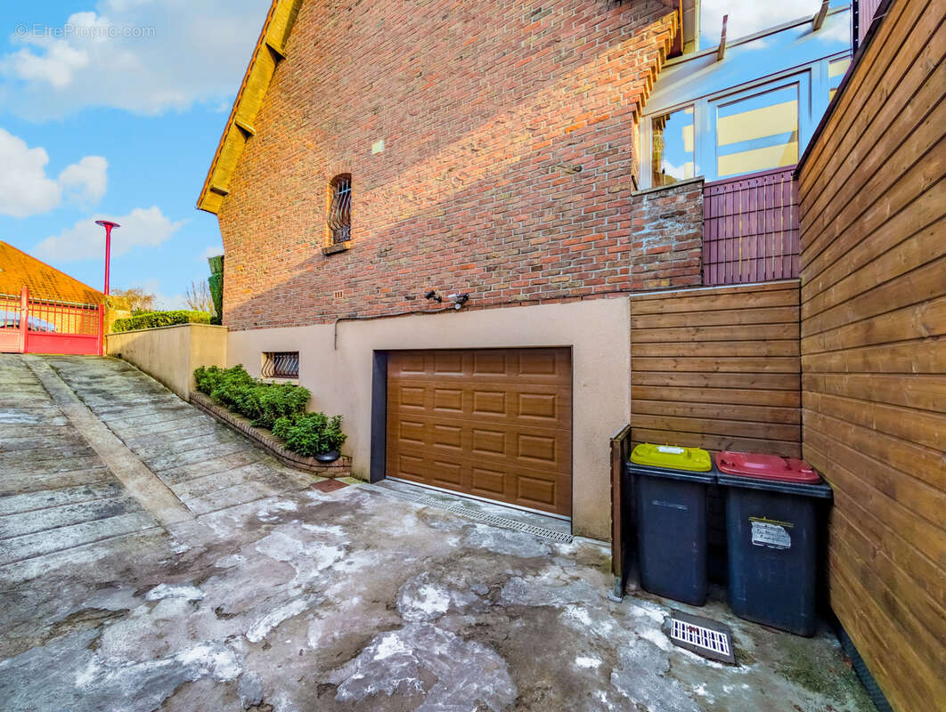 Maison à COURCELLES-LES-LENS