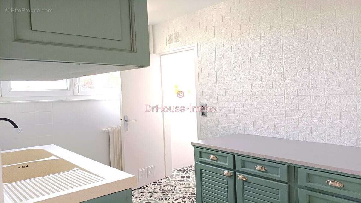 Appartement 43 m² à Bondy  - photo 13