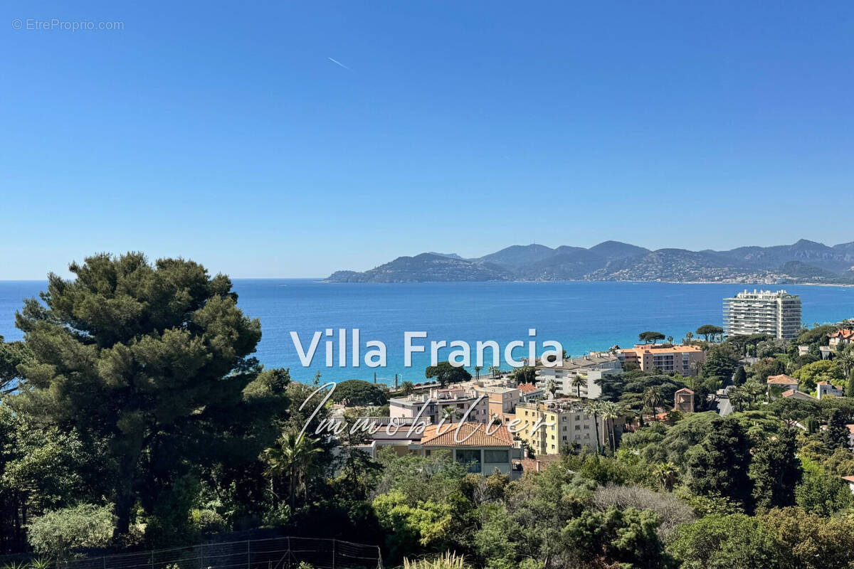 Appartement à CANNES