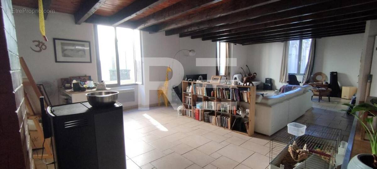 Appartement à NIMES