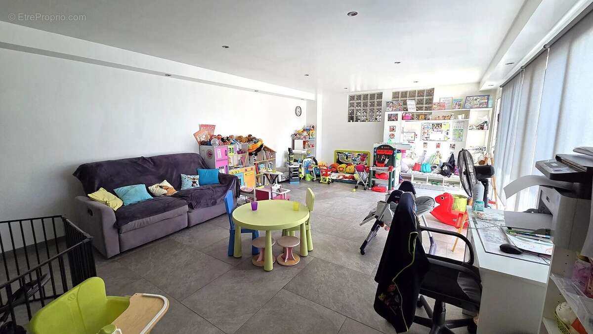 Maison à CLICHY-SOUS-BOIS