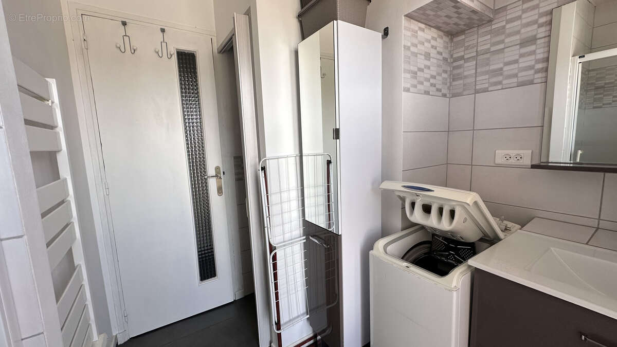 Appartement à BORMES-LES-MIMOSAS