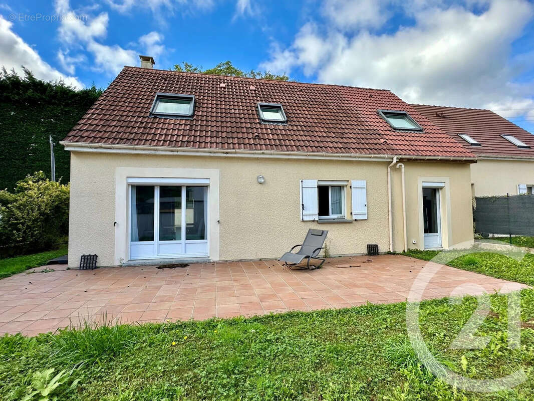 Maison à VILLEVAUDE