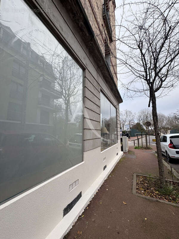 Commerce à VIROFLAY