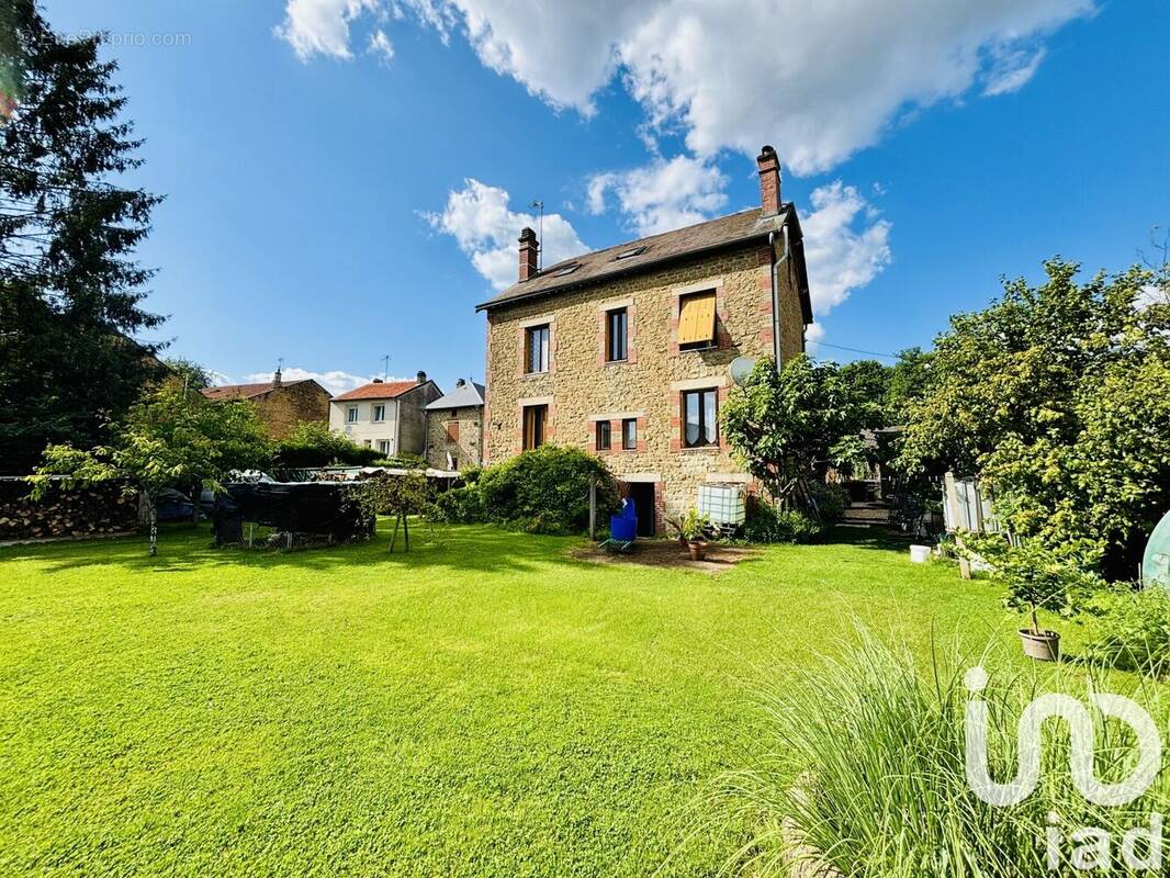 Photo 1 - Maison à VIVIER-AU-COURT