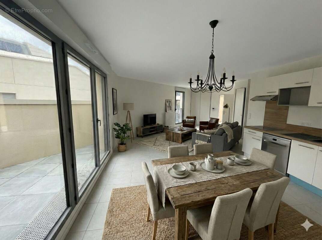 Appartement à BORDEAUX