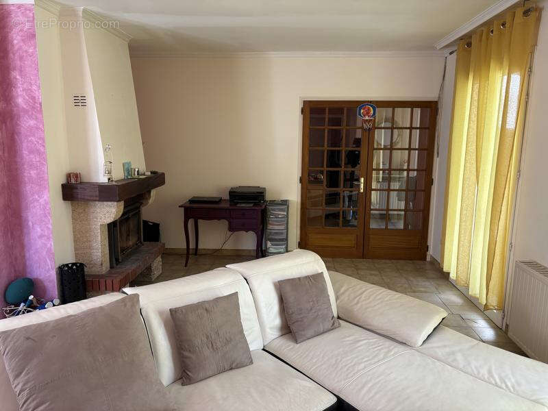 Maison à SAINT-SORNIN-LAVOLPS