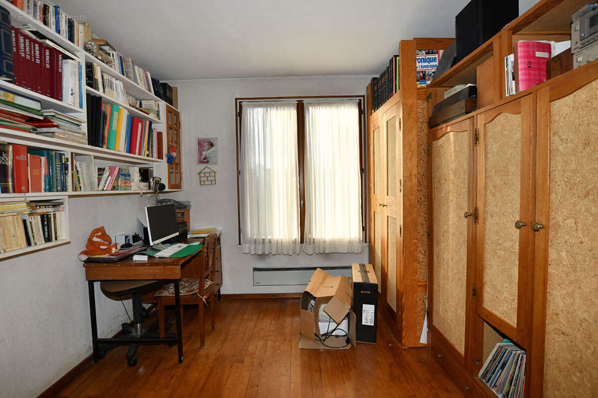 Maison à BOIS-D'ARCY