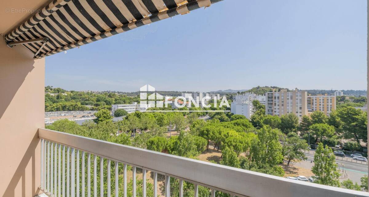 Appartement à MARSEILLE-11E