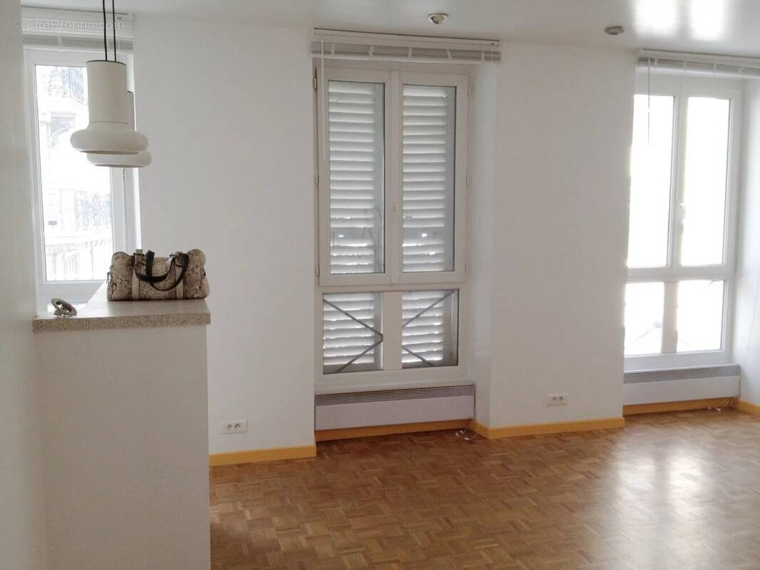 Appartement à PARIS-9E