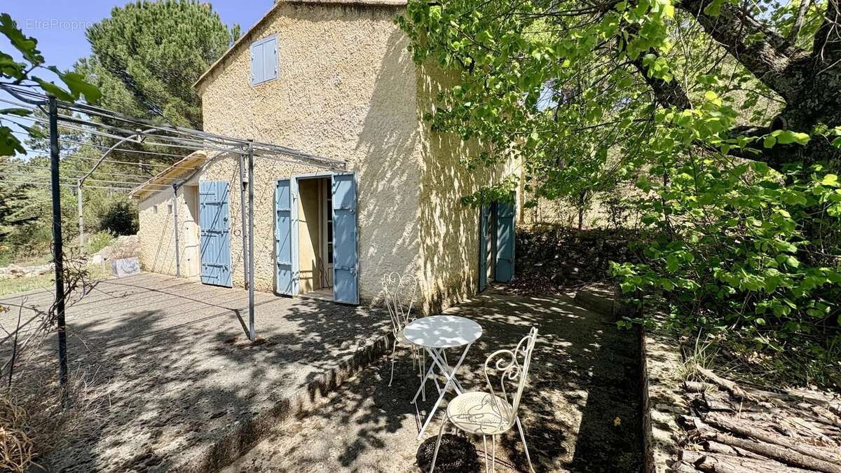 Maison à MORMOIRON