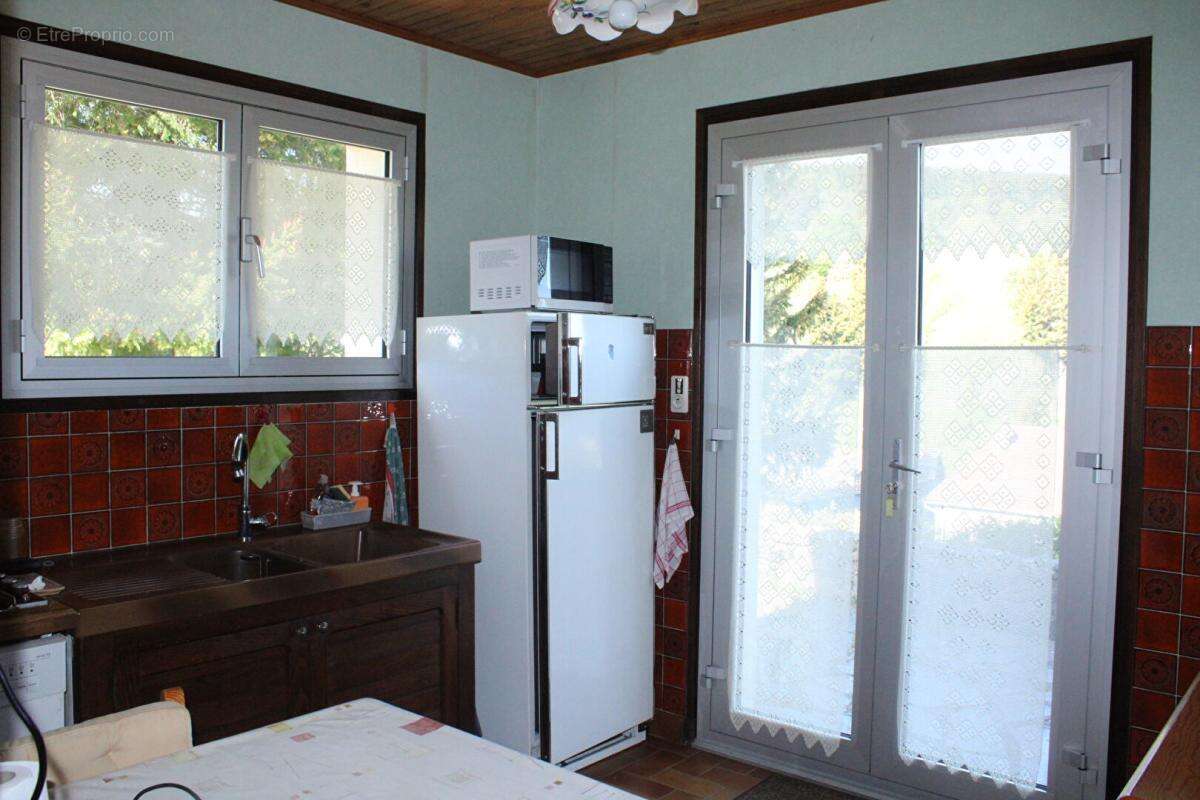 Exclusivité Maison avec deux habitations de 166 m2 sur une parcelle de 5400 m² - photo 8
