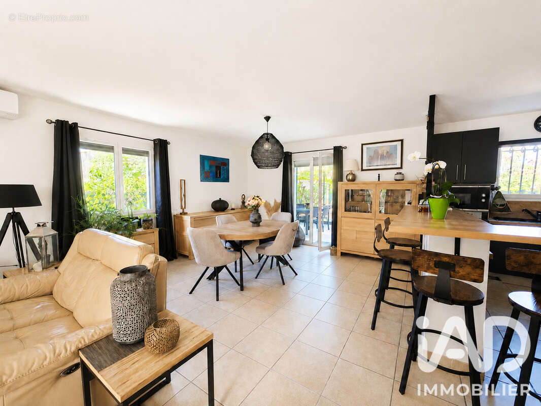Maison 102 m² à Bernis  - photo 7