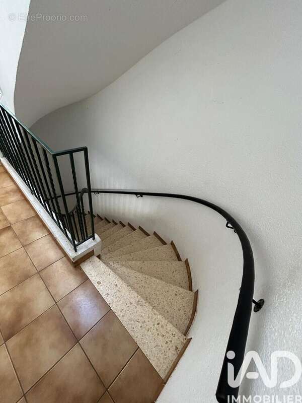 Photo 7 - Appartement à REYNES