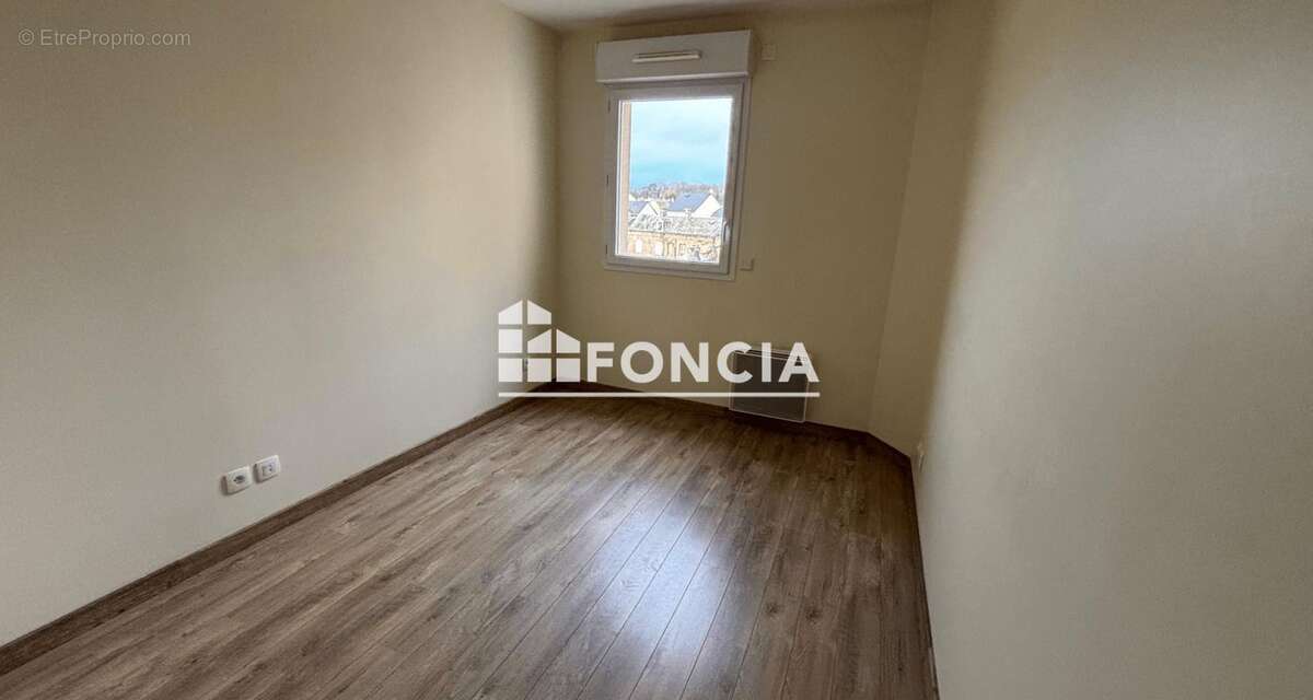 Appartement à SAINT-SEBASTIEN-DE-MORSENT