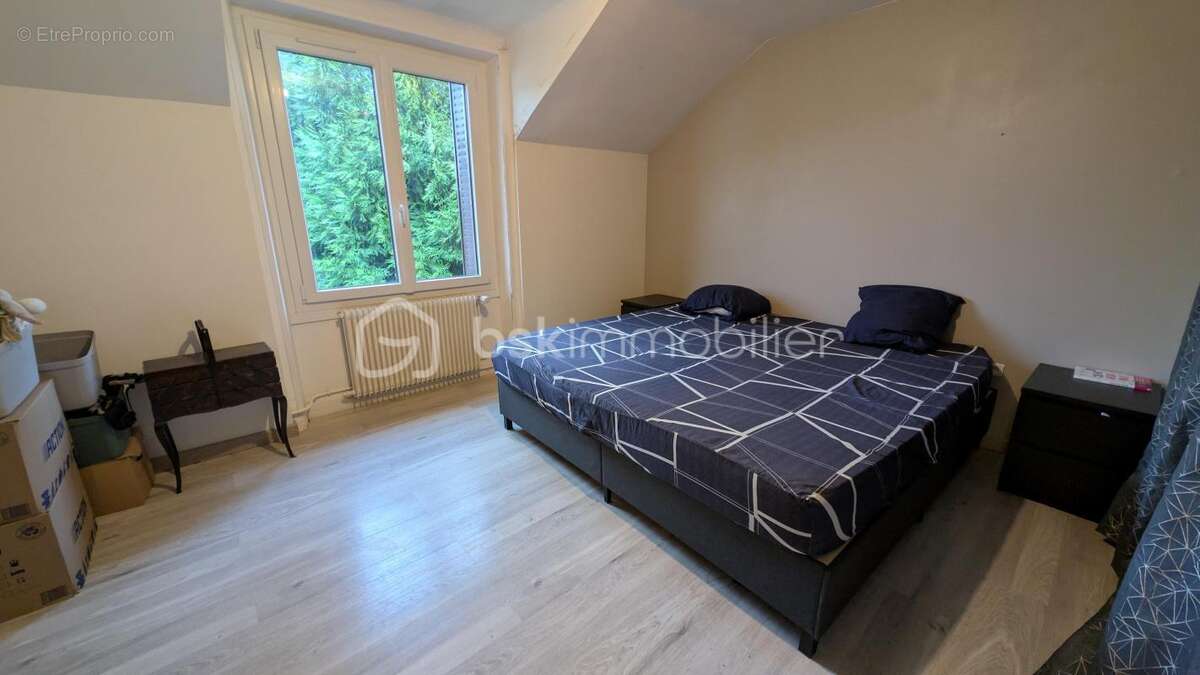 Maison à LA CELLE-SUR-MORIN