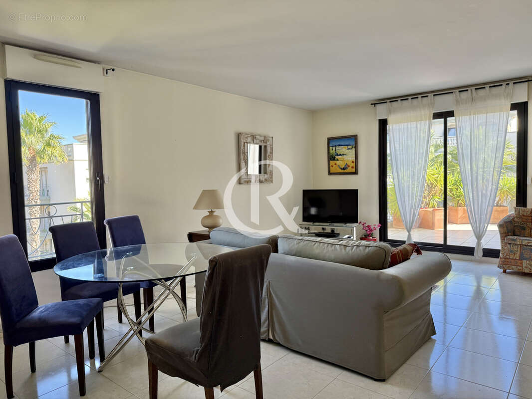 Appartement à HYERES