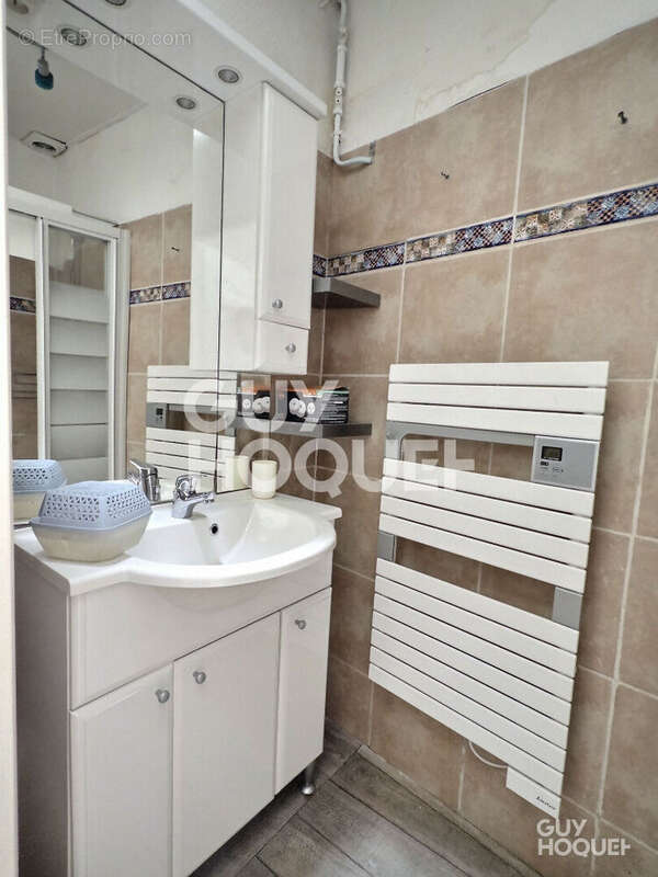 Appartement à PARIS-12E