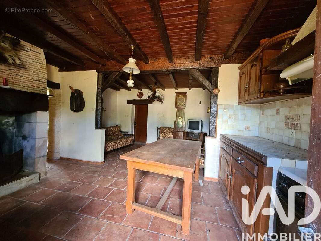 Maison 56 m² à Ginestet  - photo 3
