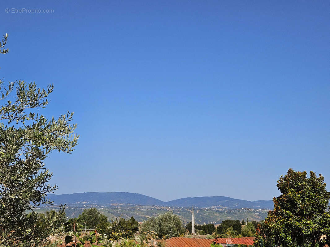 Maison à SAINT-MAURICE-L'EXIL