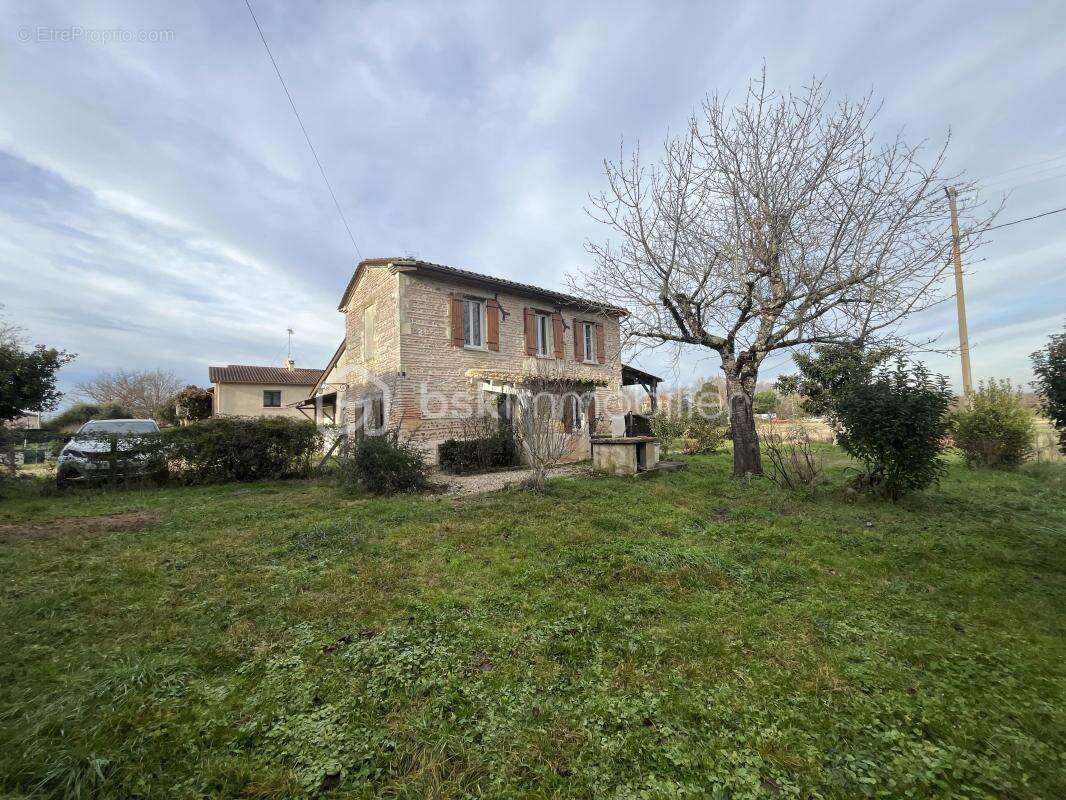 Maison à GAUJAC