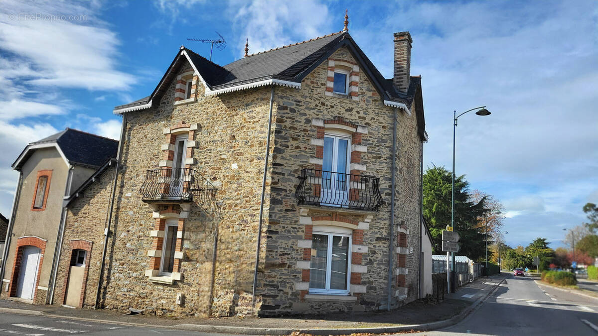 Maison à RIAILLE