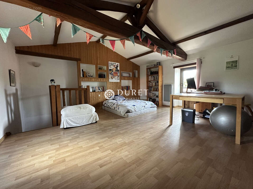 Maison 149 m² à Montaigu  - photo 9