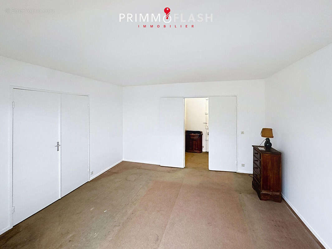 Appartement à LA COURNEUVE