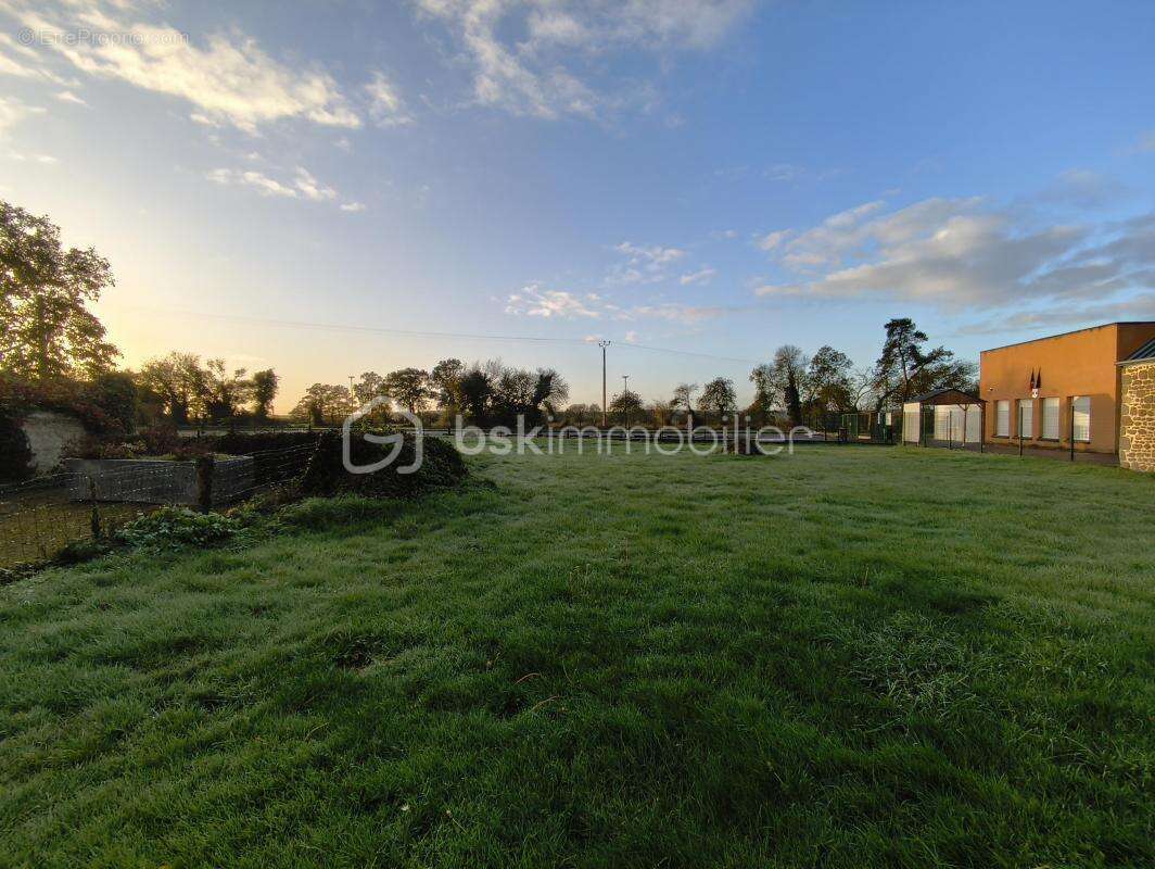 Maison à LIGNIERES-ORGERES