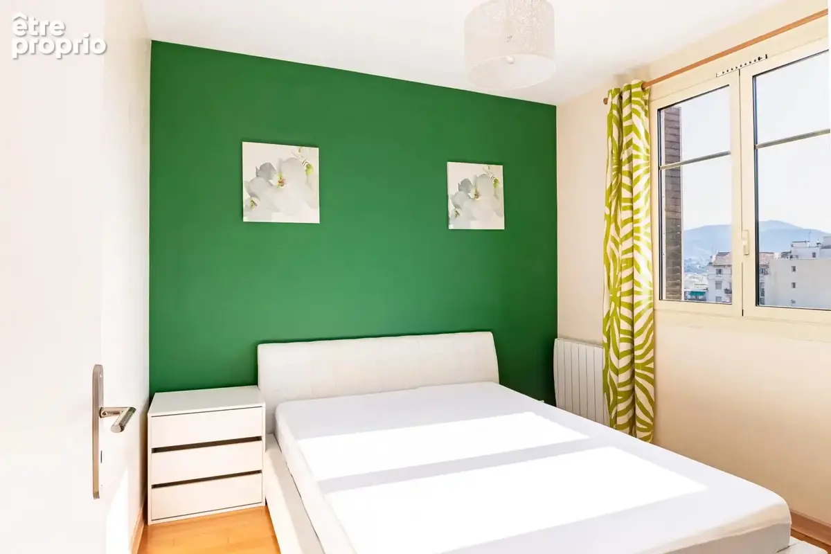 Estienne d'orves- 4 pièces - 73 m² - dernier étage - balcons - vue dégagée - photo 6