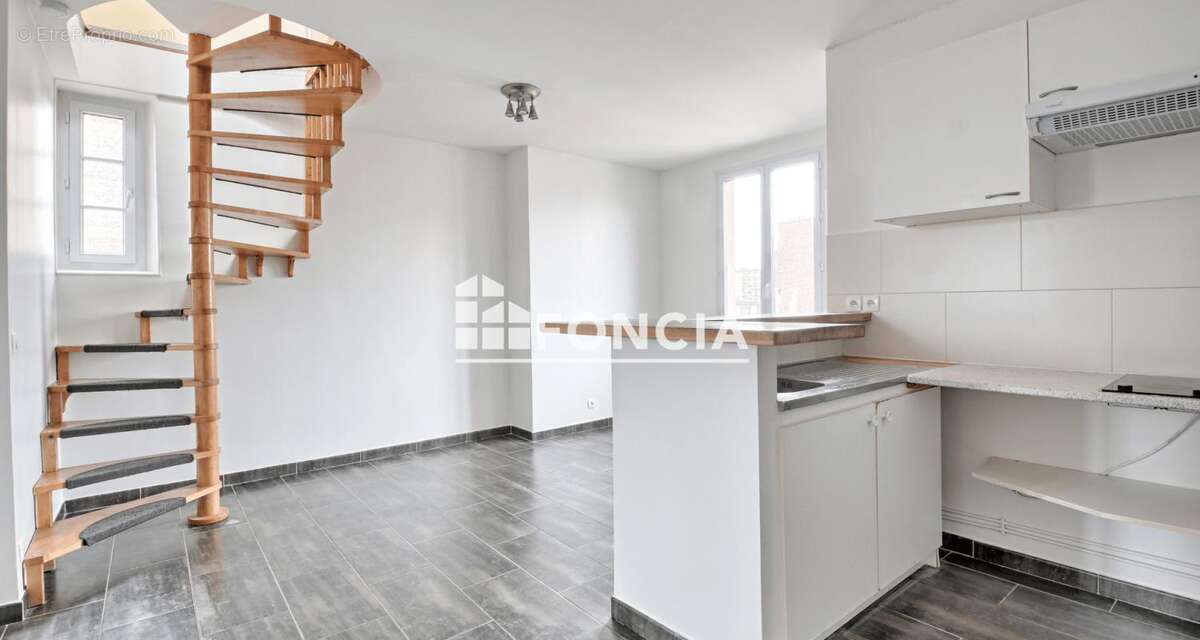 Appartement à MONTROUGE