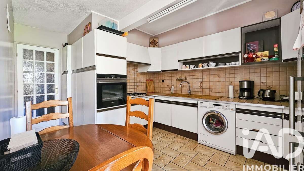Photo 9 - Appartement à MARSEILLE-4E