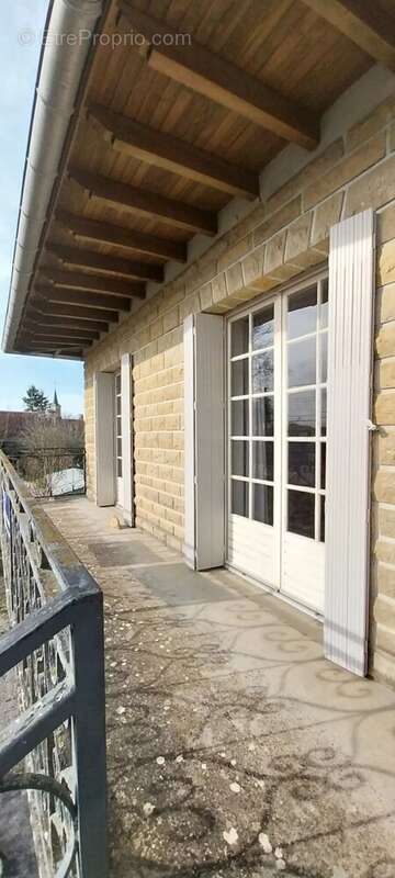 Maison à VAILHOURLES