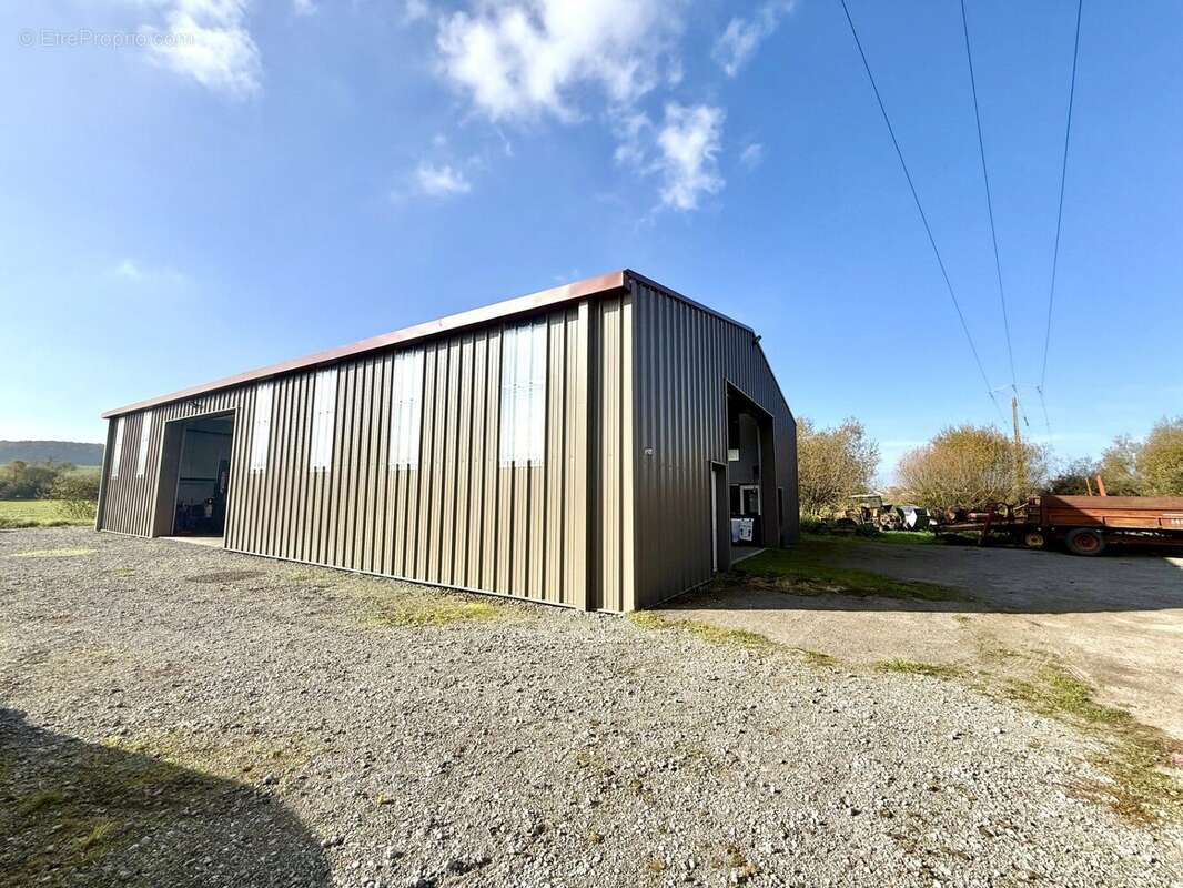 Commerce à ARRAINCOURT