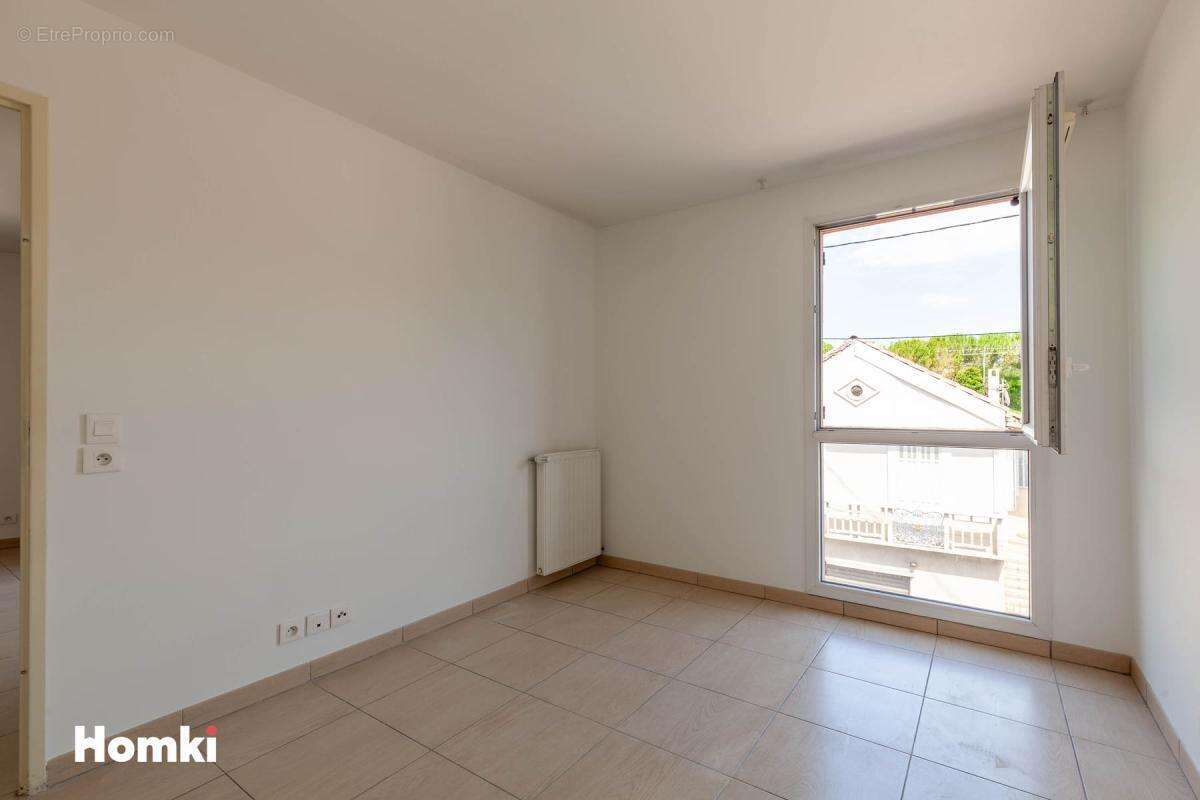 Appartement T2 de 41 m2 à Marseille 13011 - photo 6