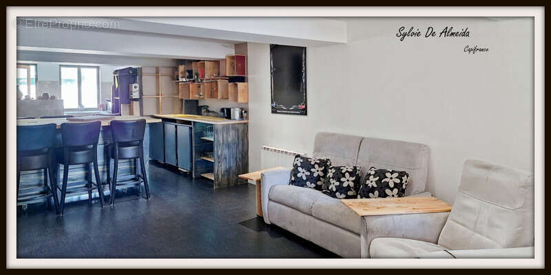 Maison à PONT-DE-VEYLE