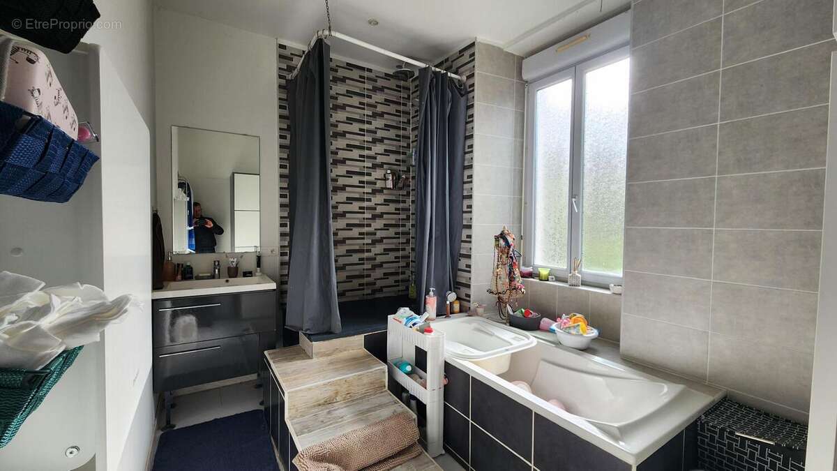 Photo 8 - Maison à MONTCEAU-LES-MINES