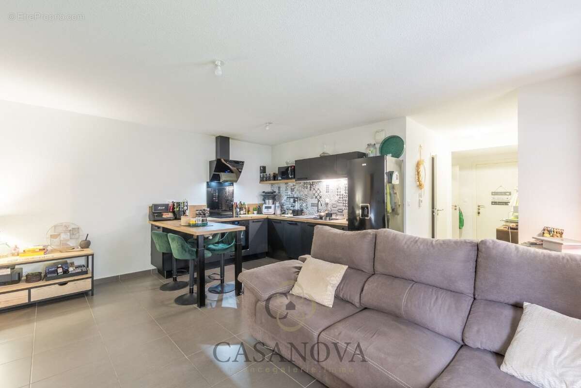 Appartement à CASTELNAU-LE-LEZ