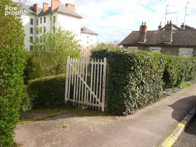 À Limoges, terrain à acheter avec Monsieur Immobilier - photo 11