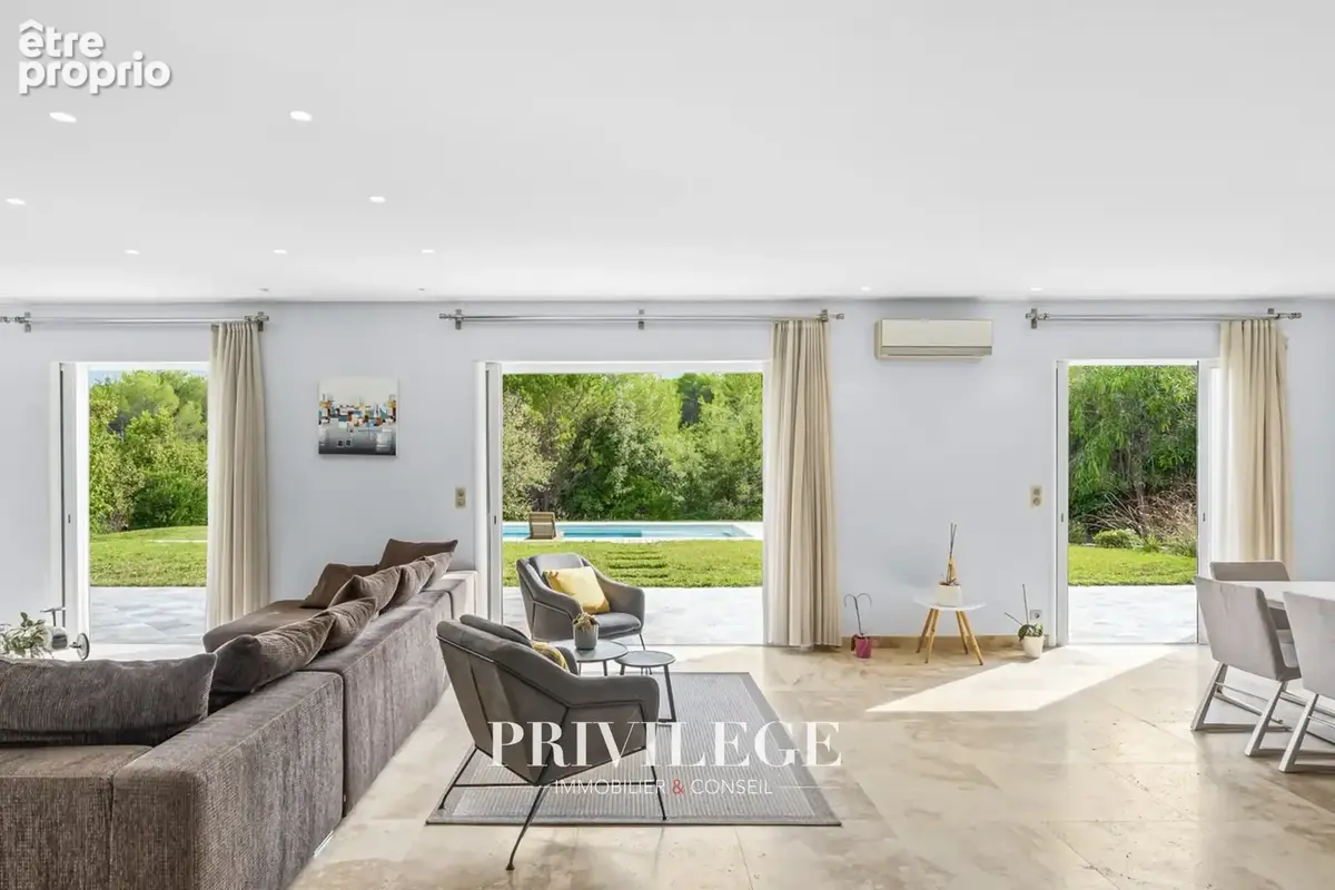Peymeinade — Villa contemporaine de première main, piscine et ascenseur - photo 11