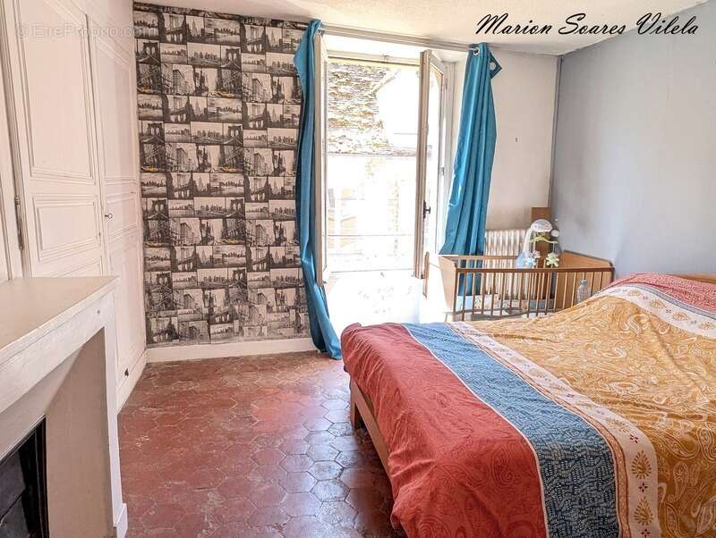 Maison à CHAUMES-EN-BRIE