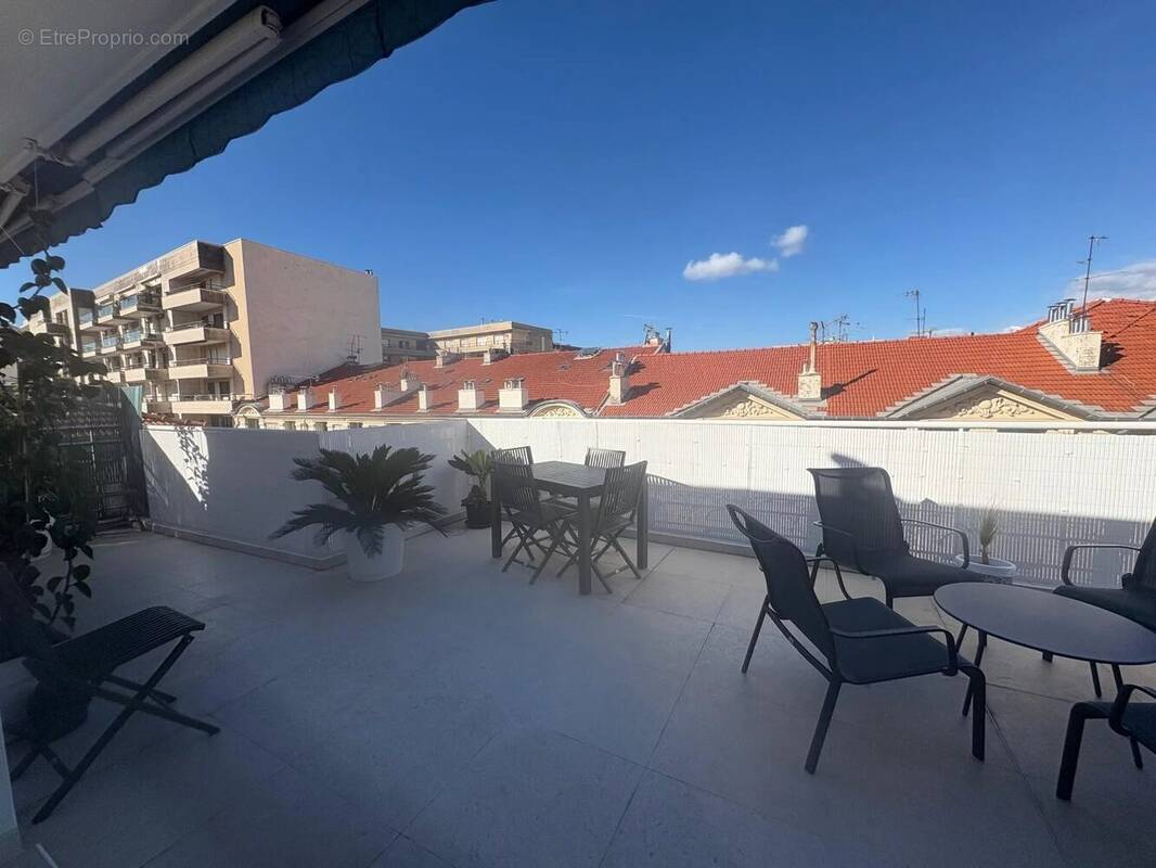 Appartement à NICE