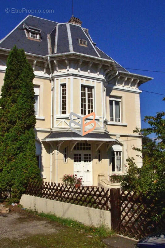 Maison 257 m² à Villerupt  - photo 9