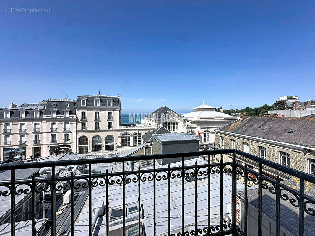 Ensemble immobilier de charme avec vue mer - Type 2 + Type 3 - 99,25 m² et  129 m² au sol - photo 12
