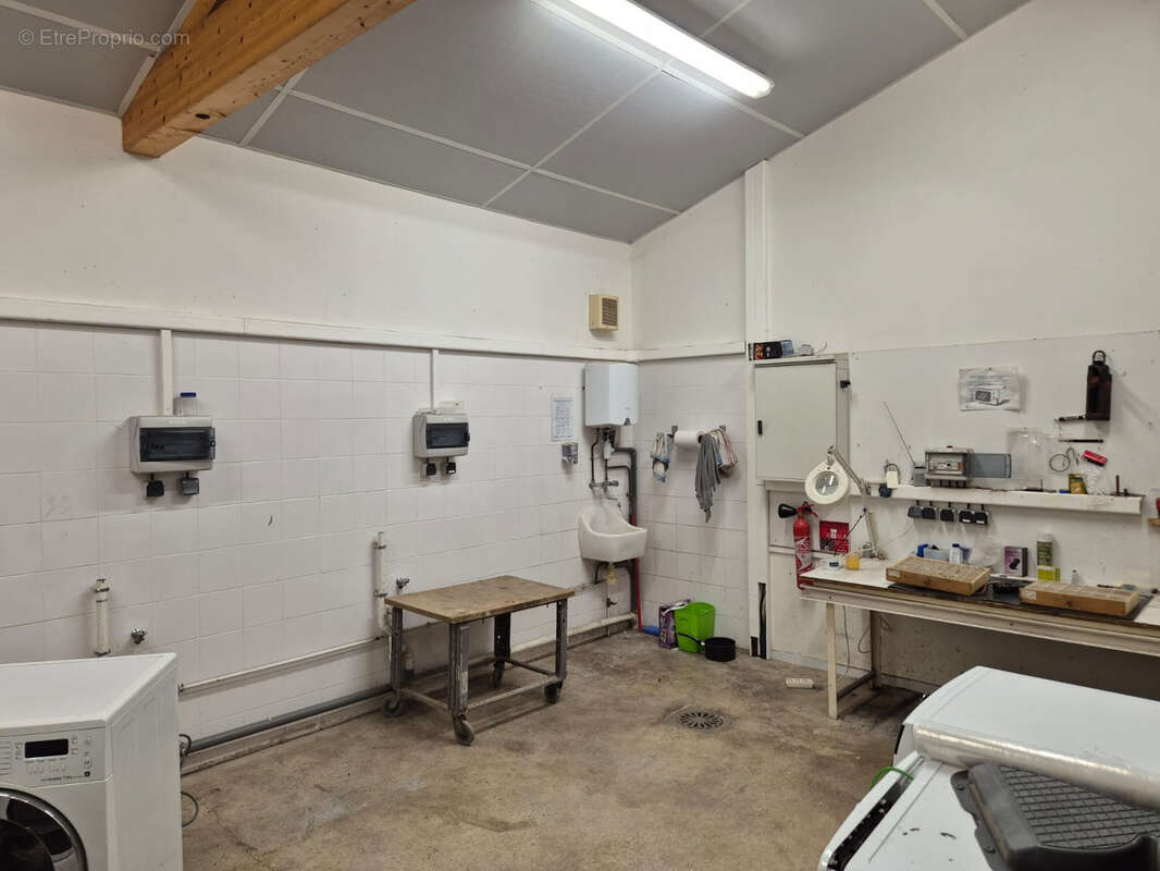 Parking à SAUVETERRE-DE-GUYENNE