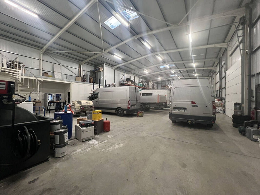 Commerce à ROUSSILLON