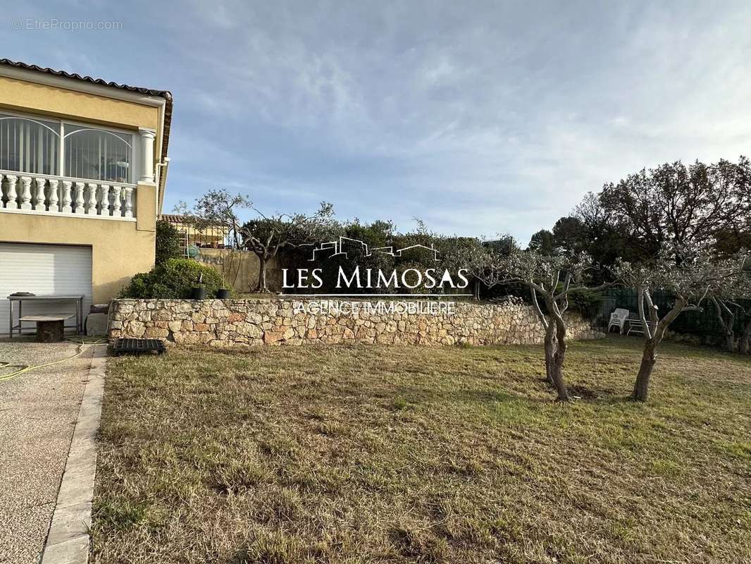 Maison à TRANS-EN-PROVENCE