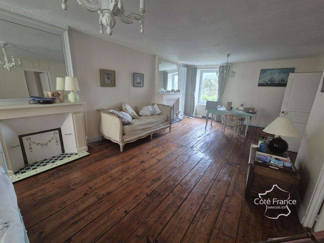 Maison 191m2  quartier bucaille - photo 6