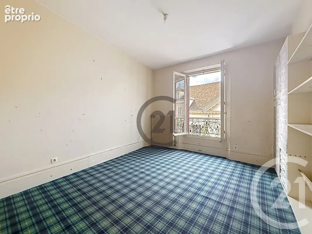 Appartement 2 pièces 64 m² à vendre à Montereau-Fault-Yonne (77130) - photo 4